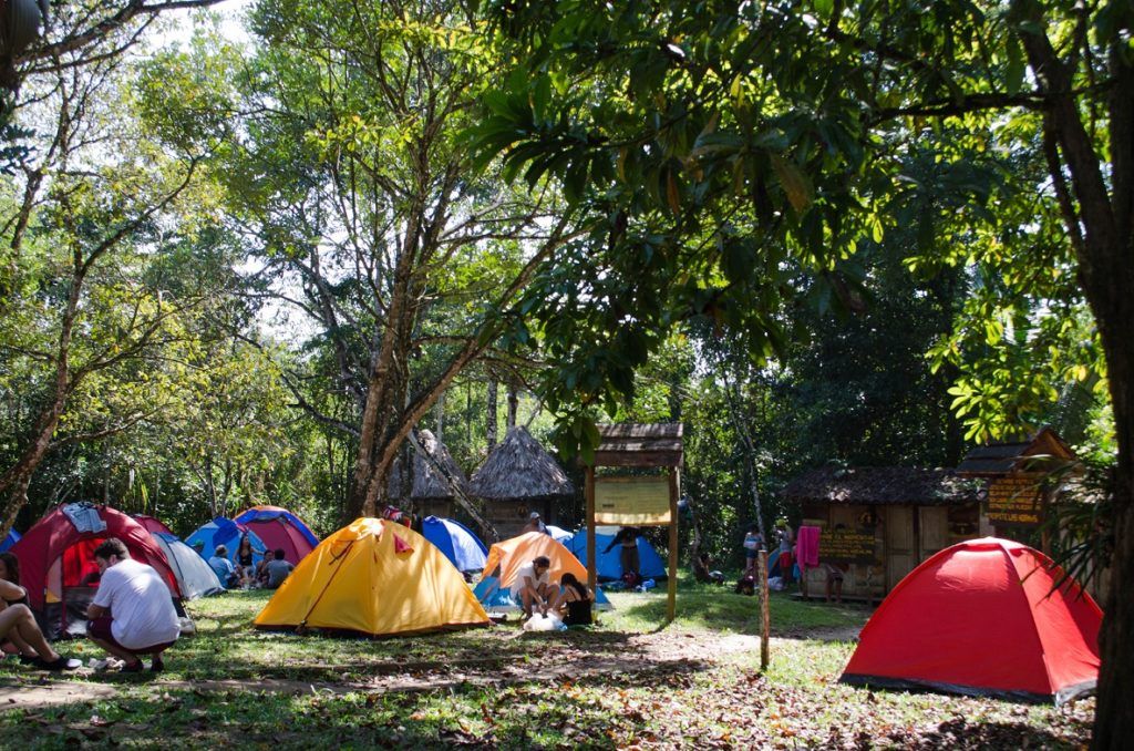 Laguna lachua camping